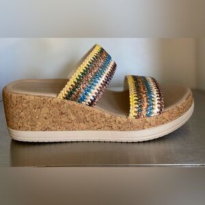 BZEES..WOMENS WEDGE SANDAL WOVEN HEEL